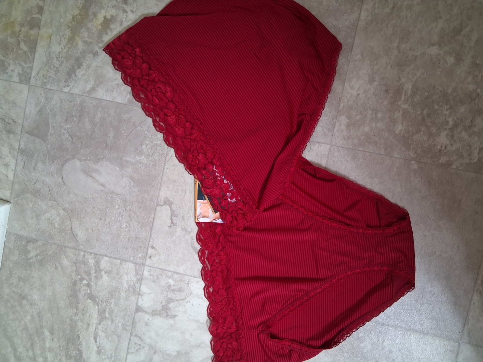 Vanity Fair 7/L Flattering Lace Ultimate Comfort Hi-Cut Panties RED 2 PAIRS NWT