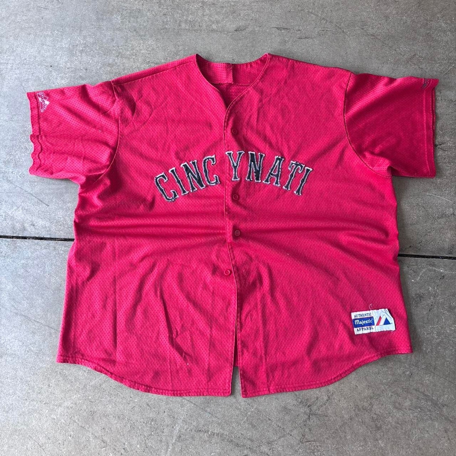 Vintage 1990s Cincinnati reds majestic official team baggy jersey, size XL