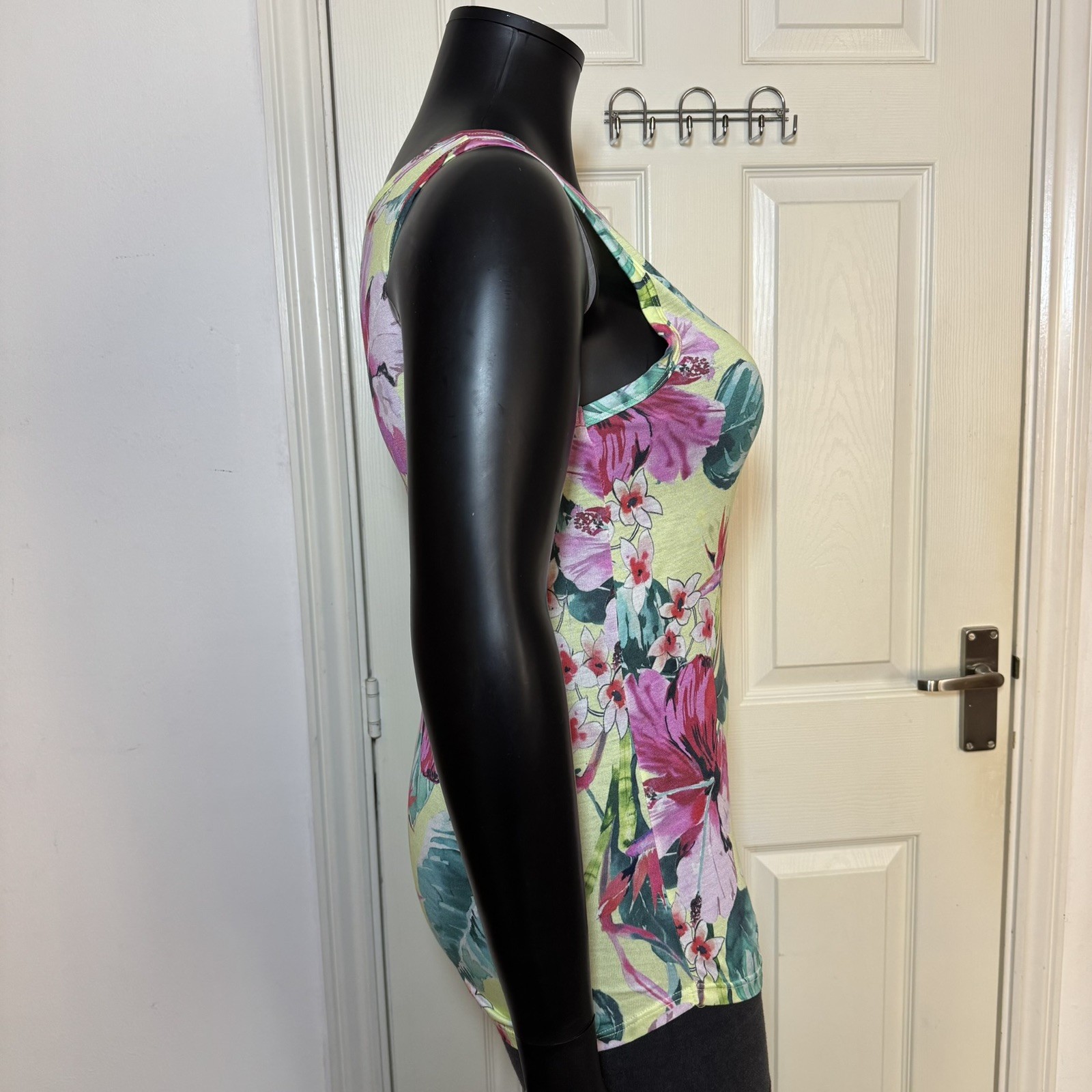 Dorothy Perkins Size 12 Top Vest Stretch Sleeveless Floral Multicolour Tropical