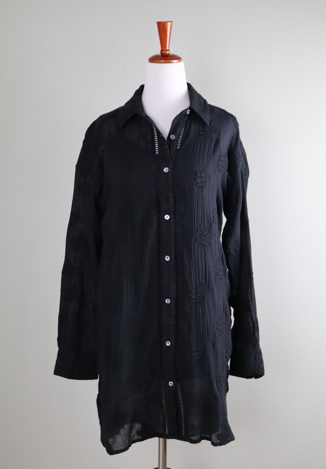 SUNDANCE Catalog NWT Cloverfield Embroidered Tunic Shirt Top in Black Size Small
