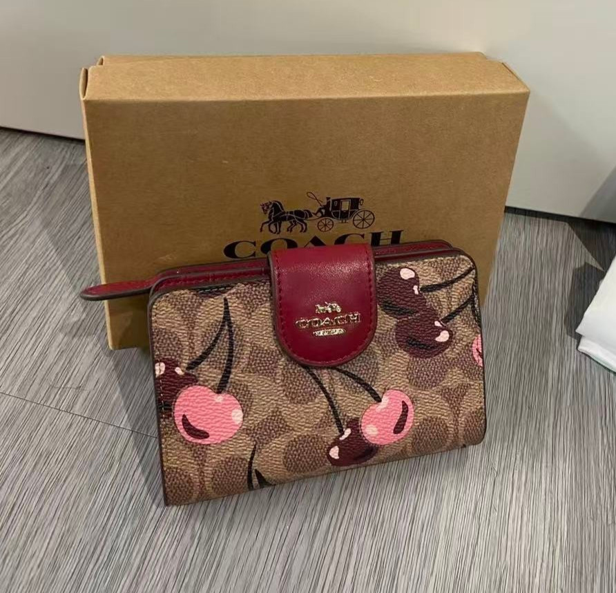 Coach Med Corner Zip Wallet Clutch CZ342 Brown Signature Canvas Cherry Print!!