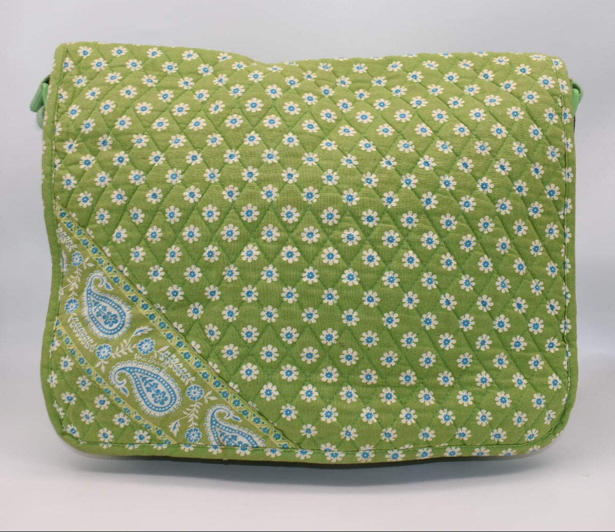 Vera Bradley Commuter Laptop Messenger Bag in “Apple Green” Pattern