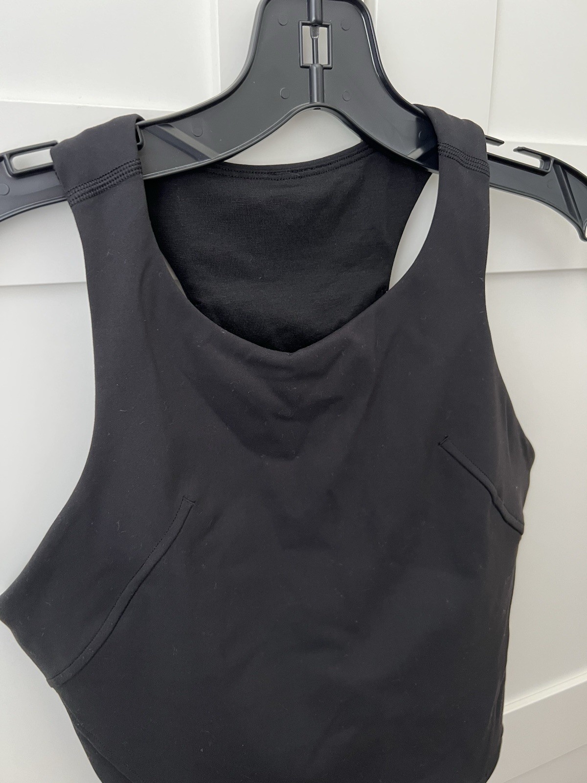 Pre-owned Excellent Condition Lululemon Wunder Train Raceback Top Sz 6