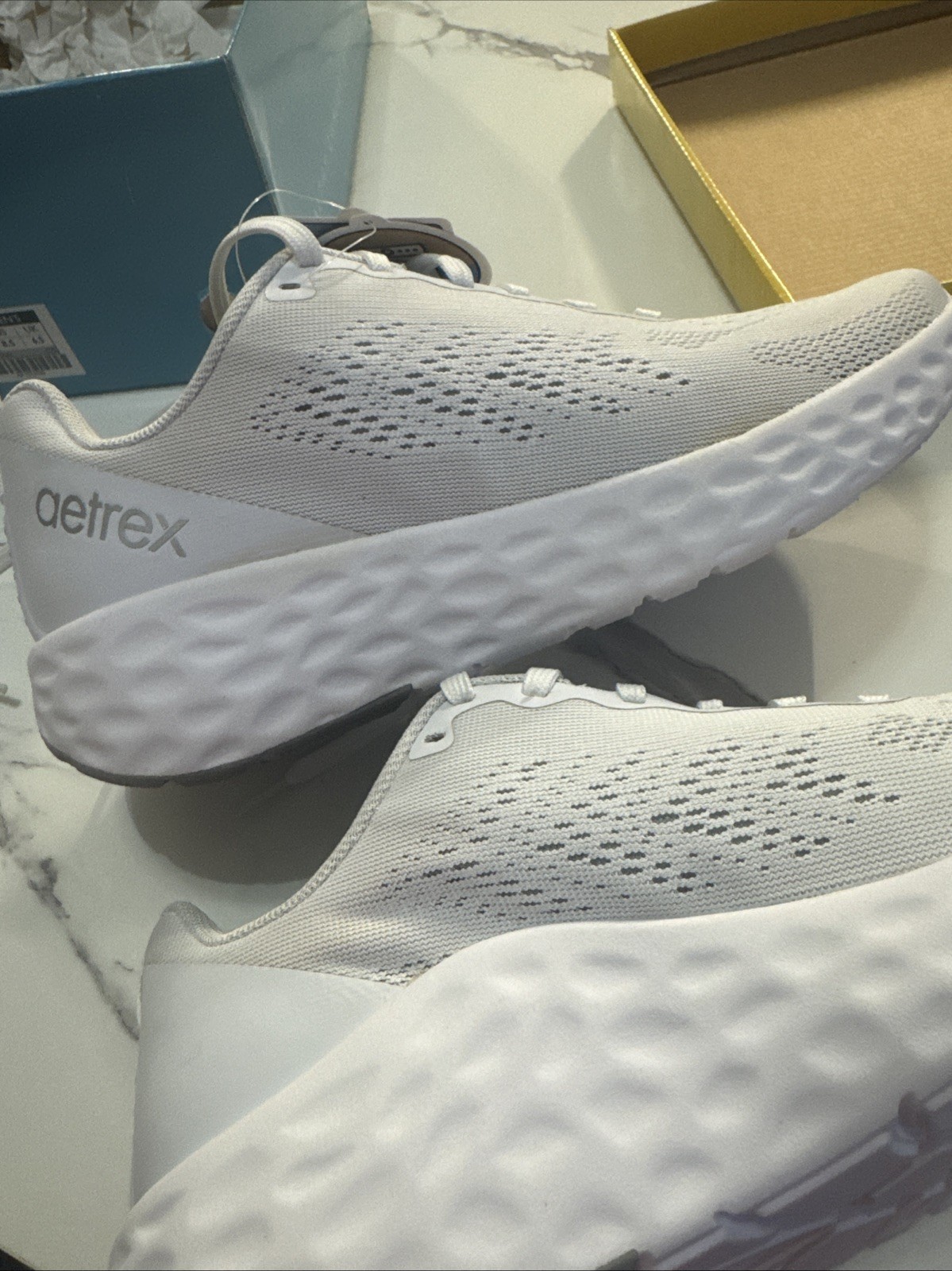 Aetrex Danika Arch Support Comfort Women’s Sneaker Size 8.5 Withe