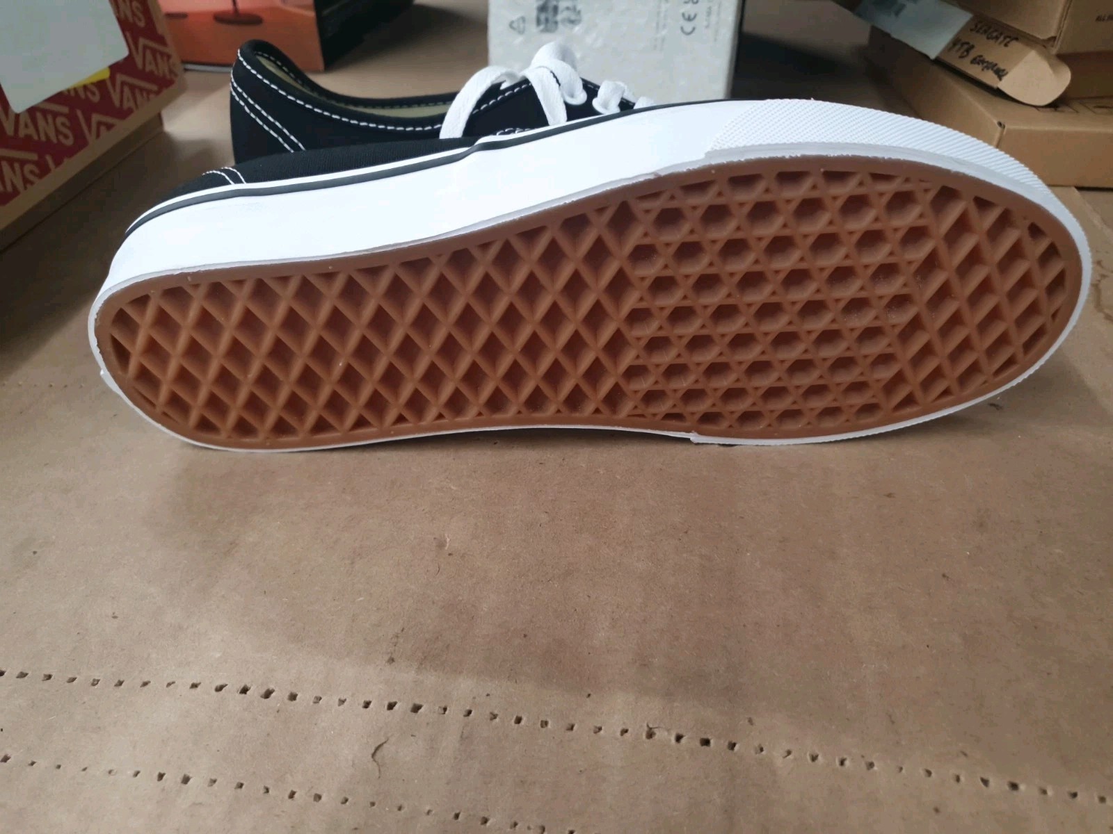 Vans Authentic Classic Unisex Canvas Black White Skate Us Size Men 6.5 Women’s 8
