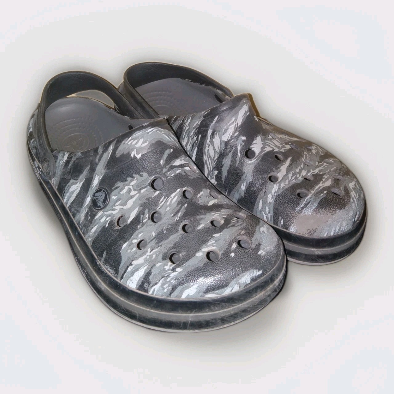 Crocs Unisex Adult GRAY & BLACK Crocband Clog Camo US Men 7 Women 9 M7 W9