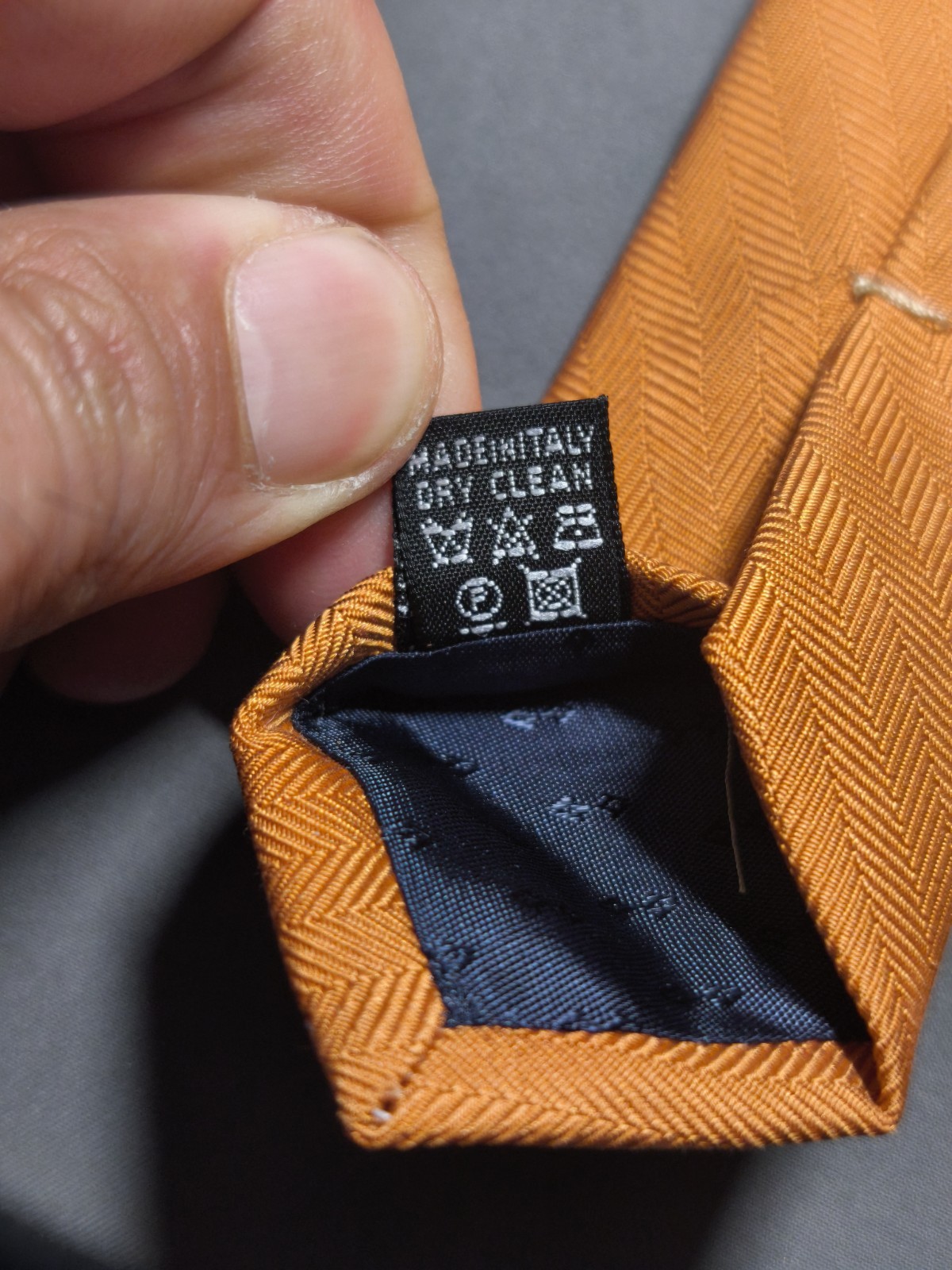 Eddy Monetti – Solid Orange Silk Tailored Tie Made in Italy