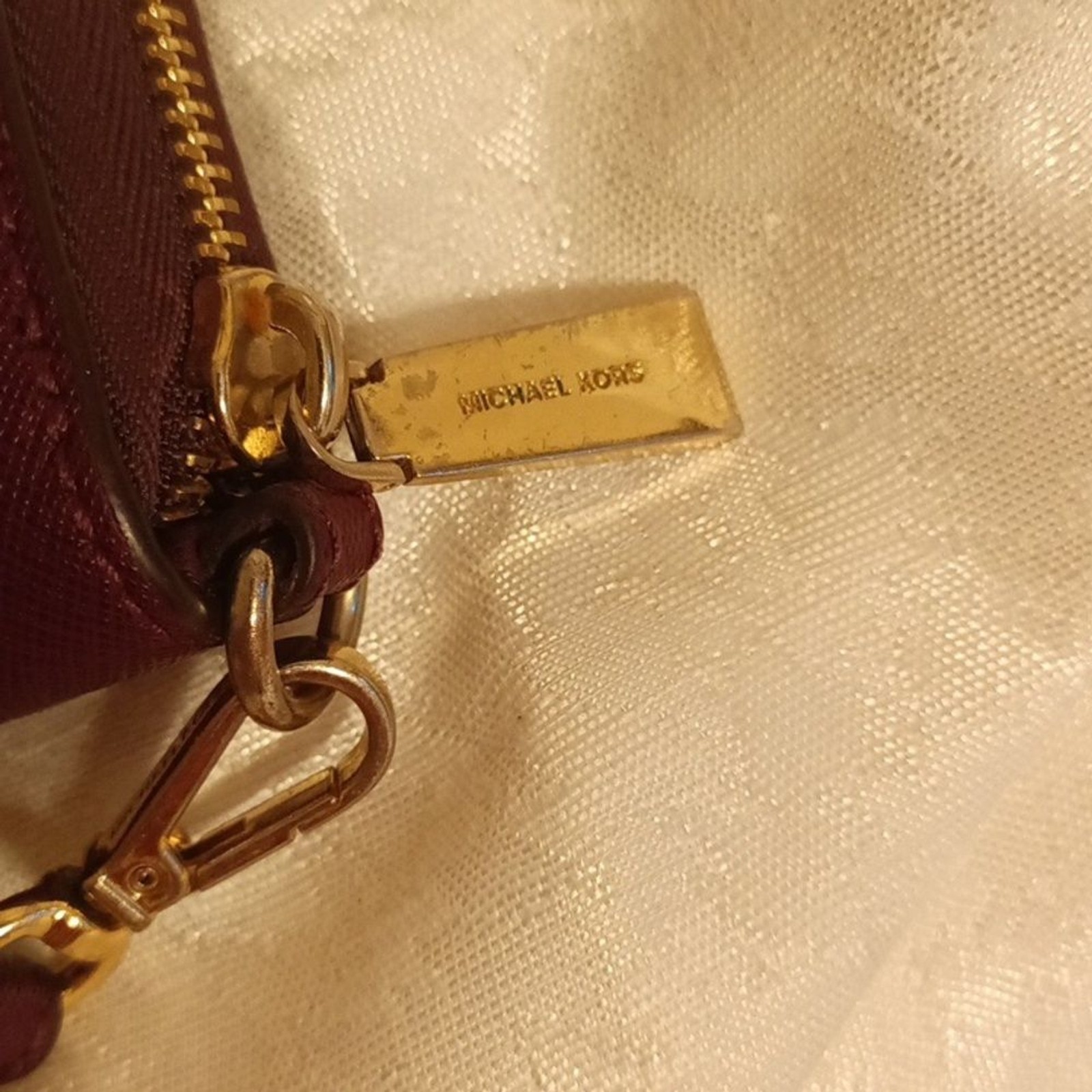 Michael Kors large Saffiano burgundy color leather accordion wallet/ wri…
