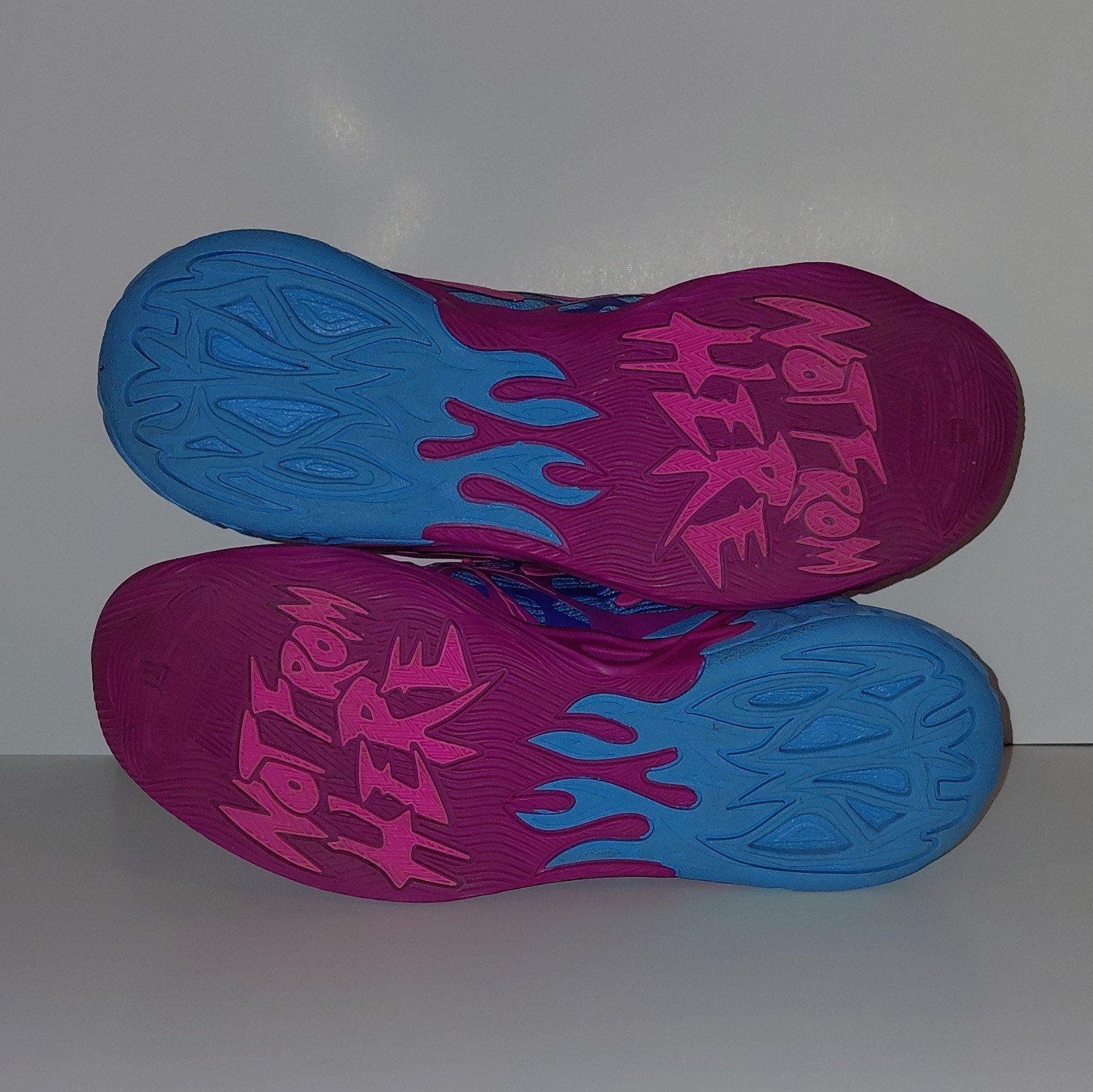PUMA MB.04 Iridescent Deep Orchid/Poison Pink Mid Top Basketball 310836-01