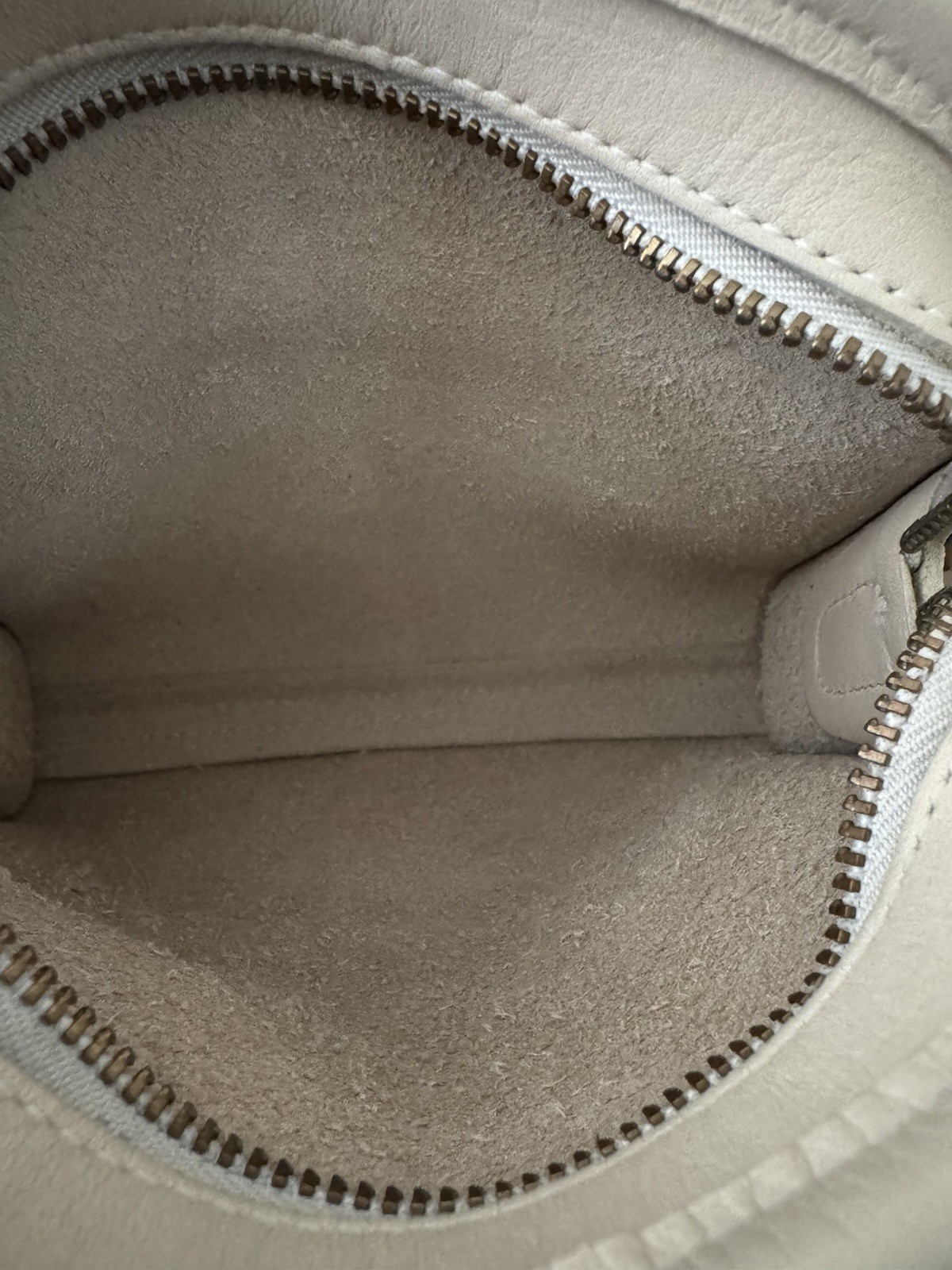 Vintage Coach Abbie Bone Leather Crossbody 9017