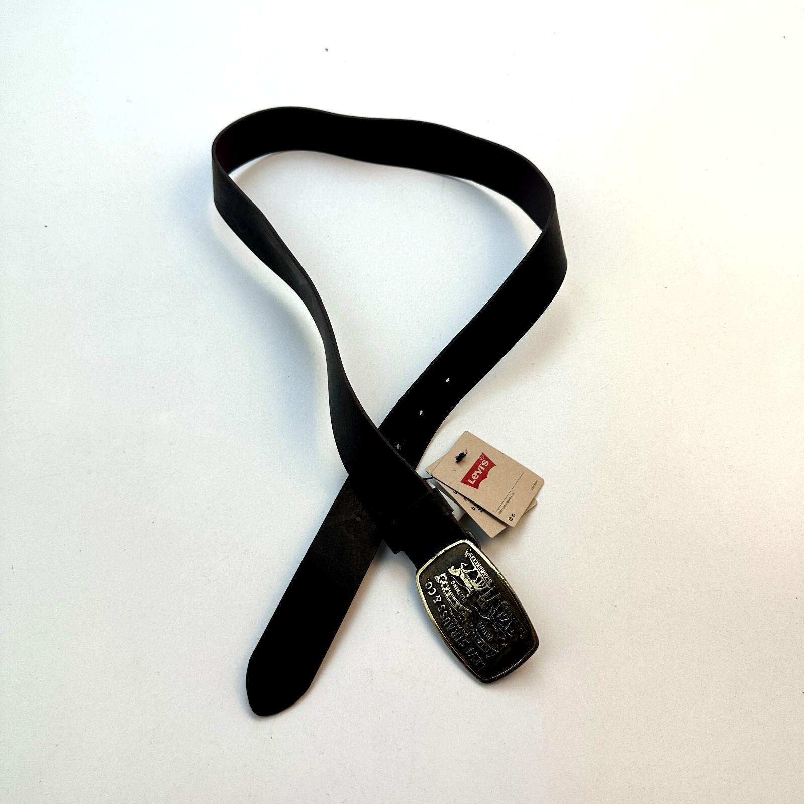 Levi’s Made in Italy Belt Men’s Sizes W32- 36 100% Leather Dark Brown New