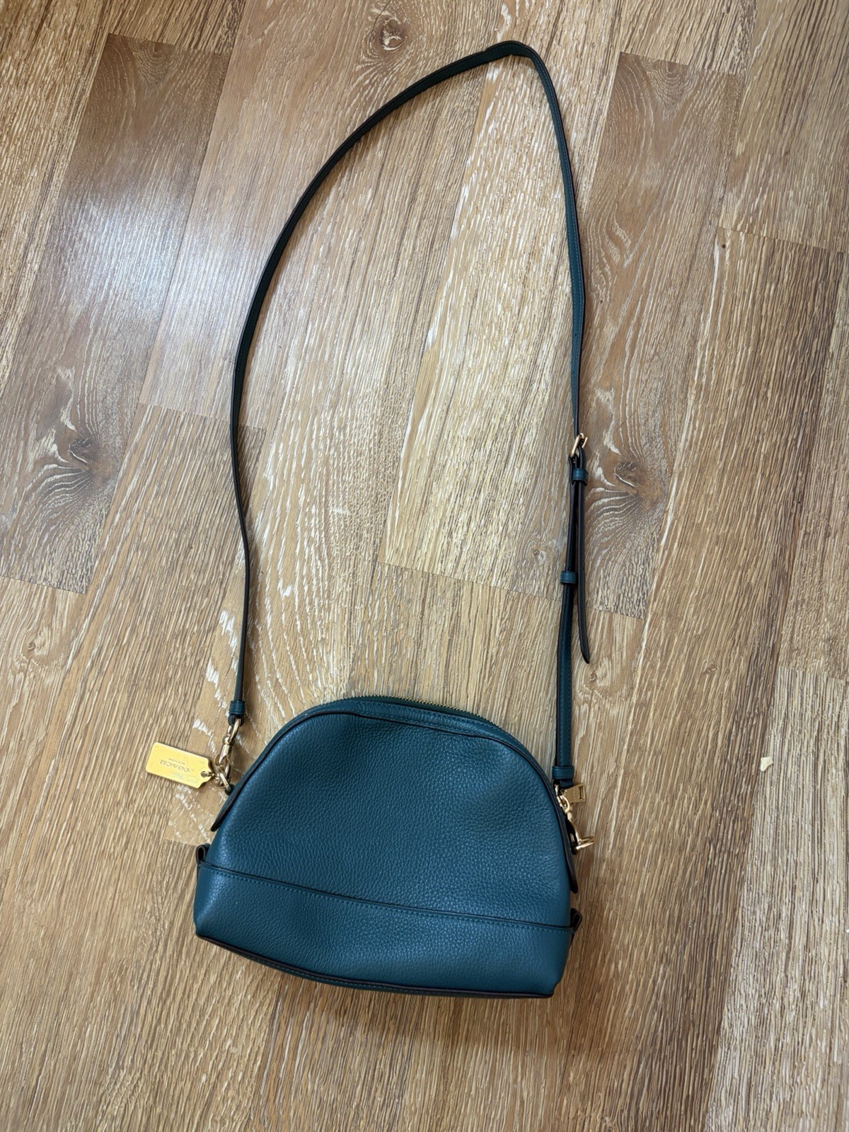 Authentic Coach Green Pebbled Dome Crossbody Zip Bag Logo Studs Detachable Strap