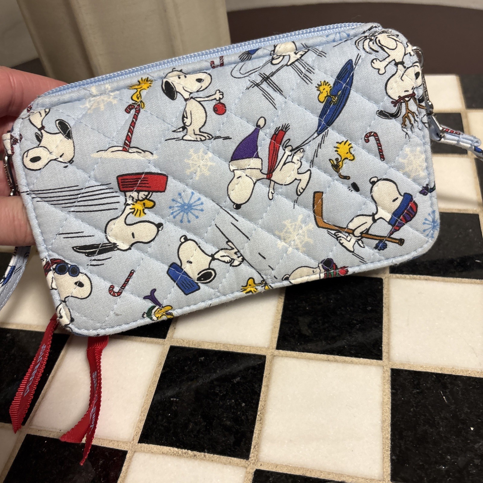 Vera Bradley 2021 Ski Jump Snoopy Peanuts Gang RFID All In One Crossbody Bag