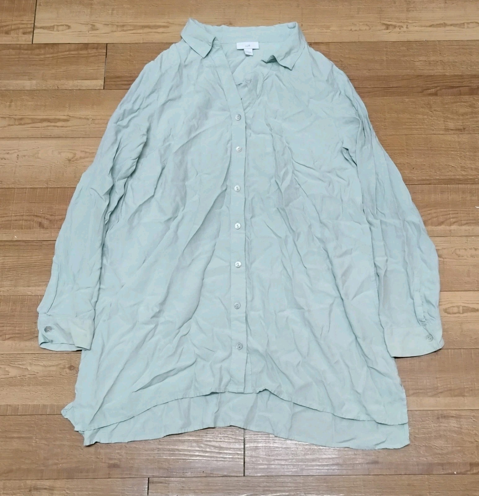 J. Jill Button Down Shirt With Pockets Size Medium Mint Green