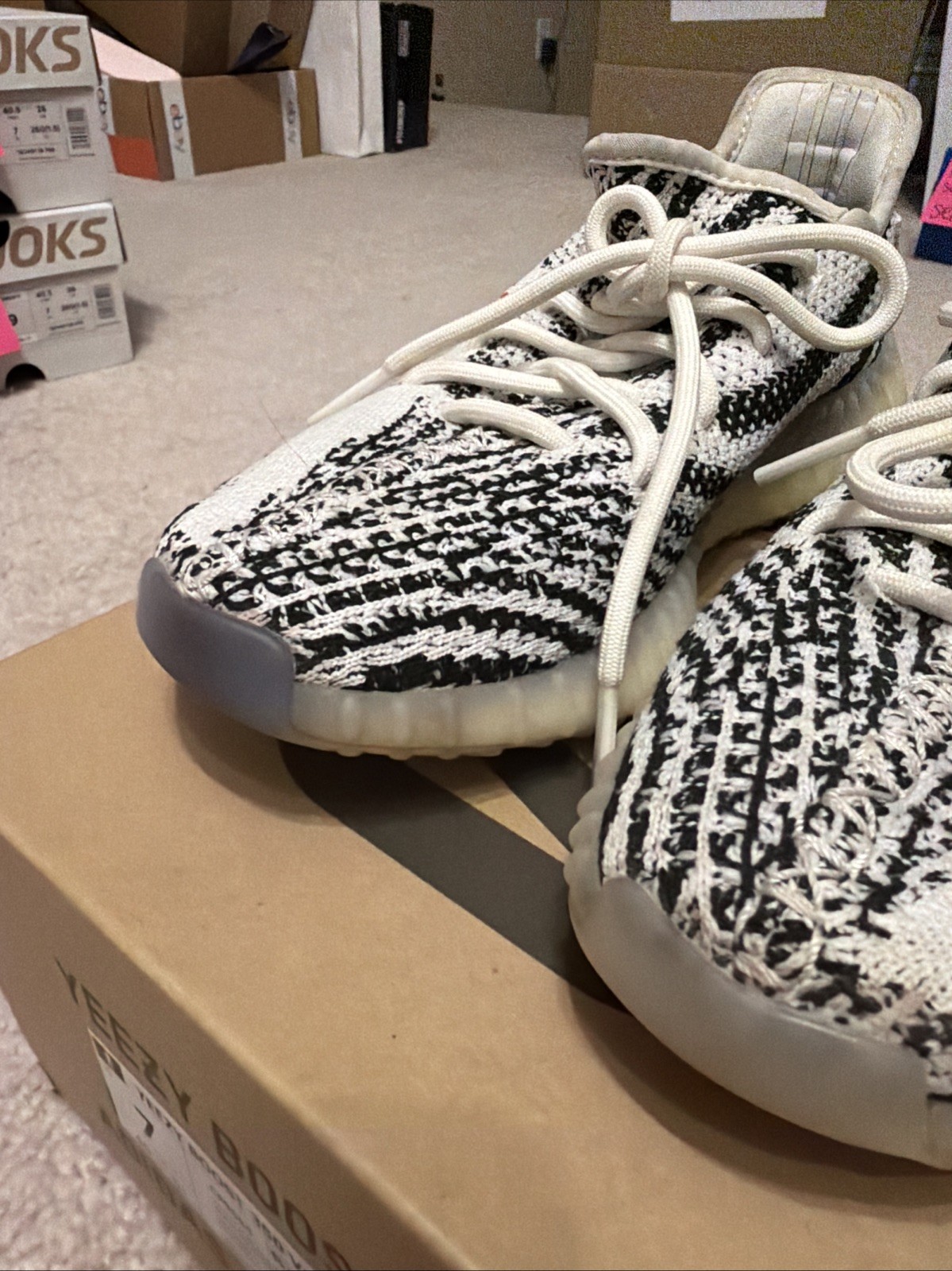 adidas Yeezy Boost 350 V2 White Zebra Size 7