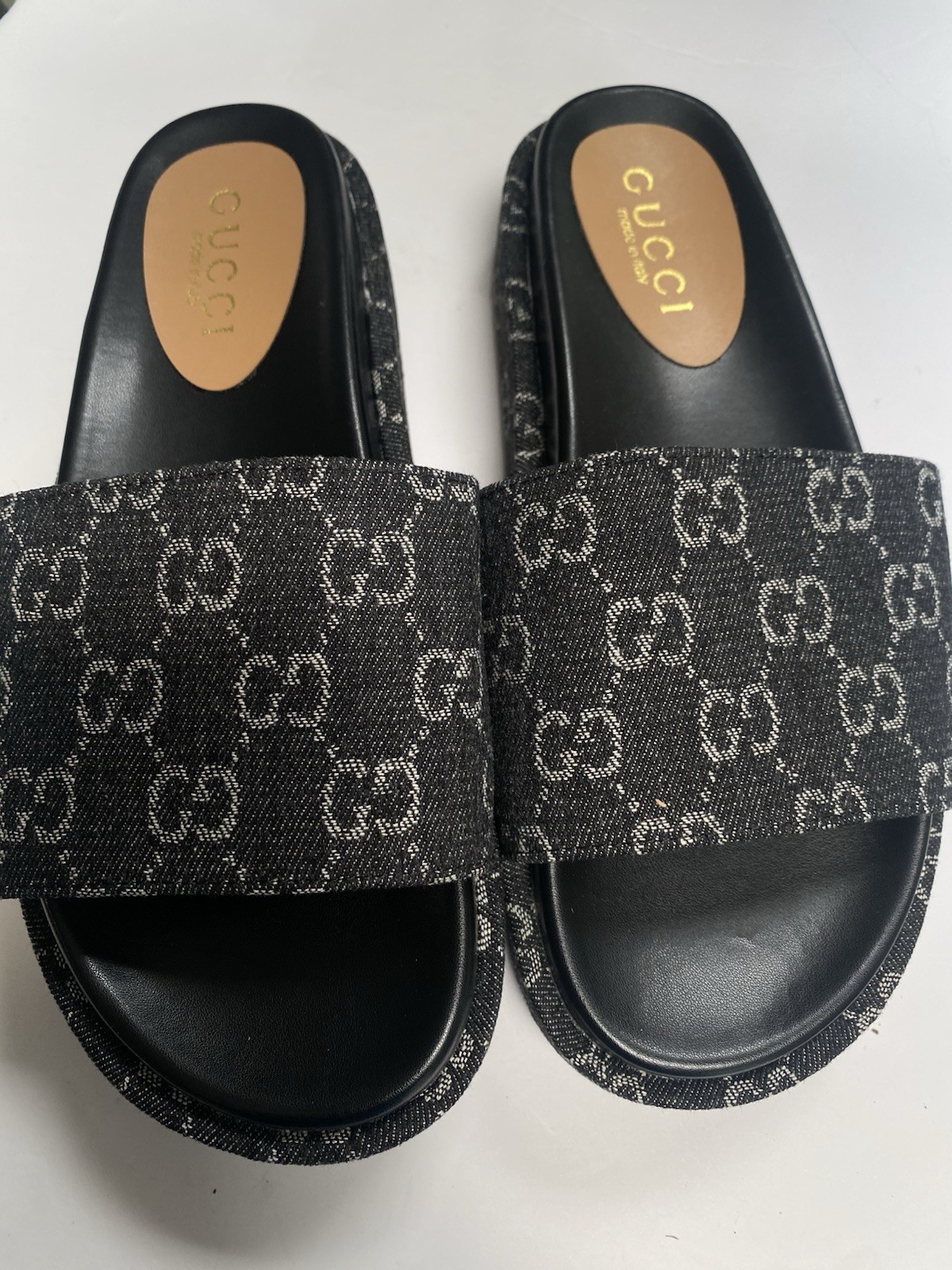 Gucci GG Angelina Platform Slides Women’s Size 7.5 Sandals