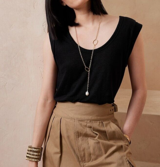 BANANA REPUBLIC Linen Roll-Cuff Tank #812820