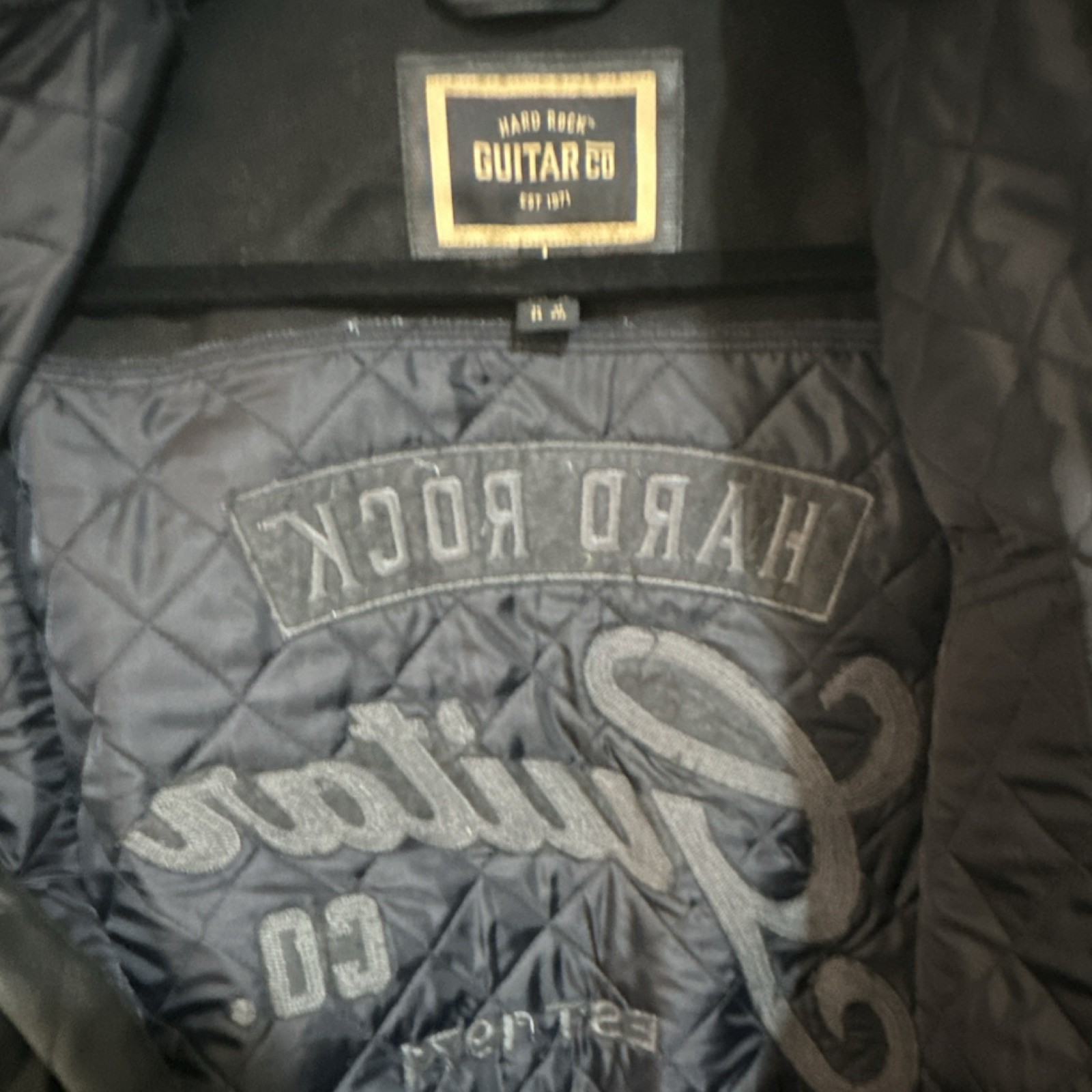 Hard Rock Guitar Co Men’s Black Quilted Skull Logo Jacket L Button Embroidered