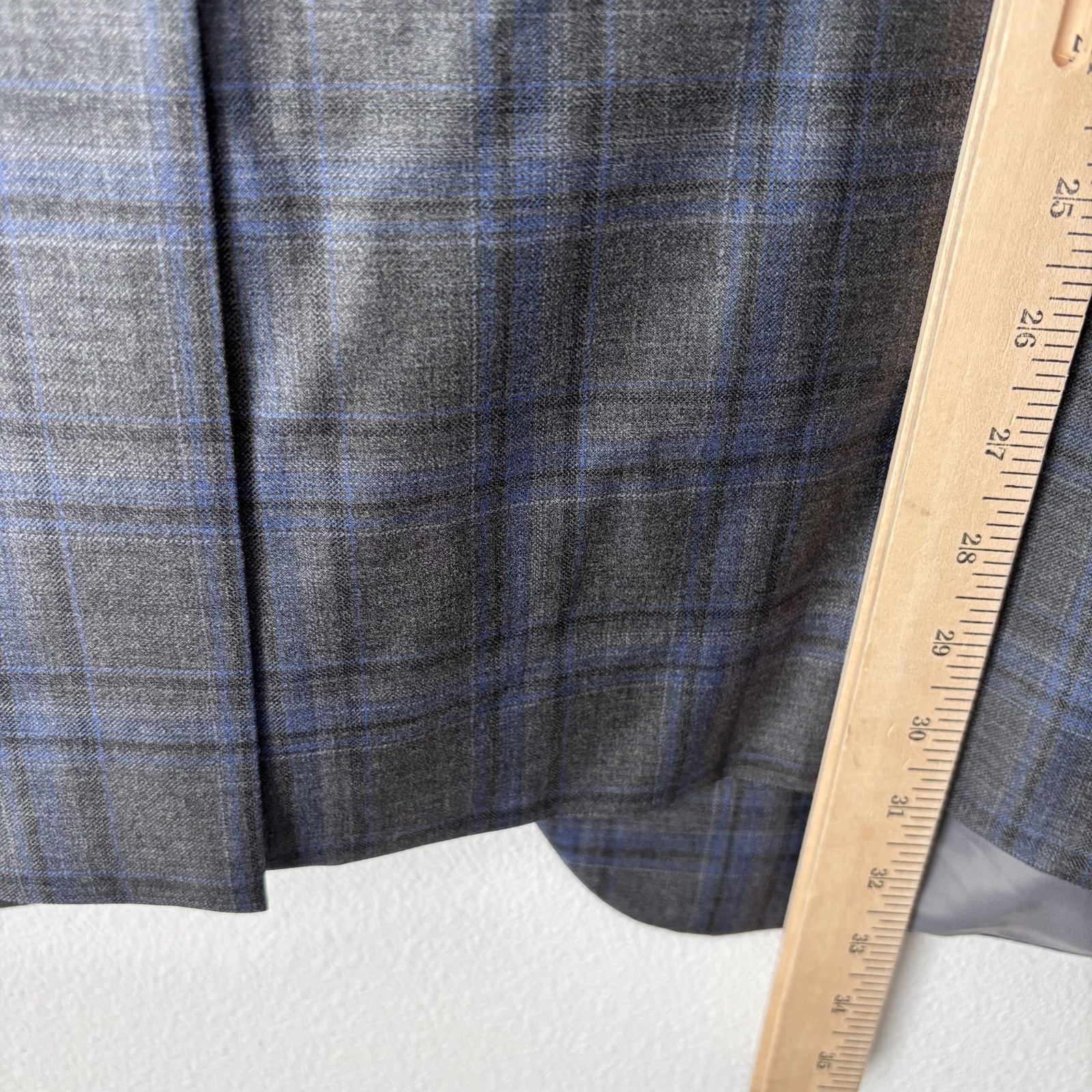 Hart Schaffner Marx Blazer Men’s 48R Gray Blue Plaid 2-Button Union Made in USA