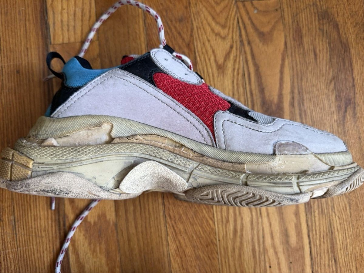 Balenciaga Triple S ‘Multicolor’ (Blue/Red/Beige) – Used