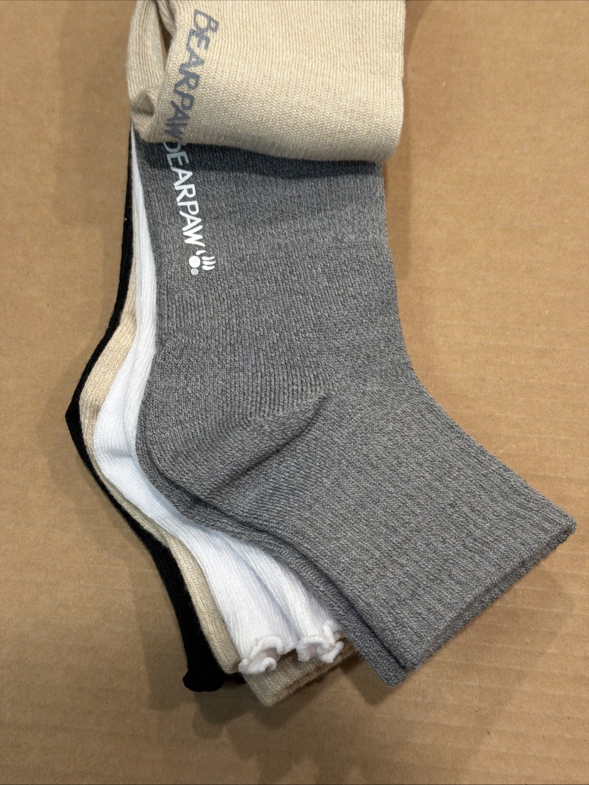 BEARPAW Super Soft Ruffle Support Anklet Socks Beige/Grey/White/Black – 5 Pair
