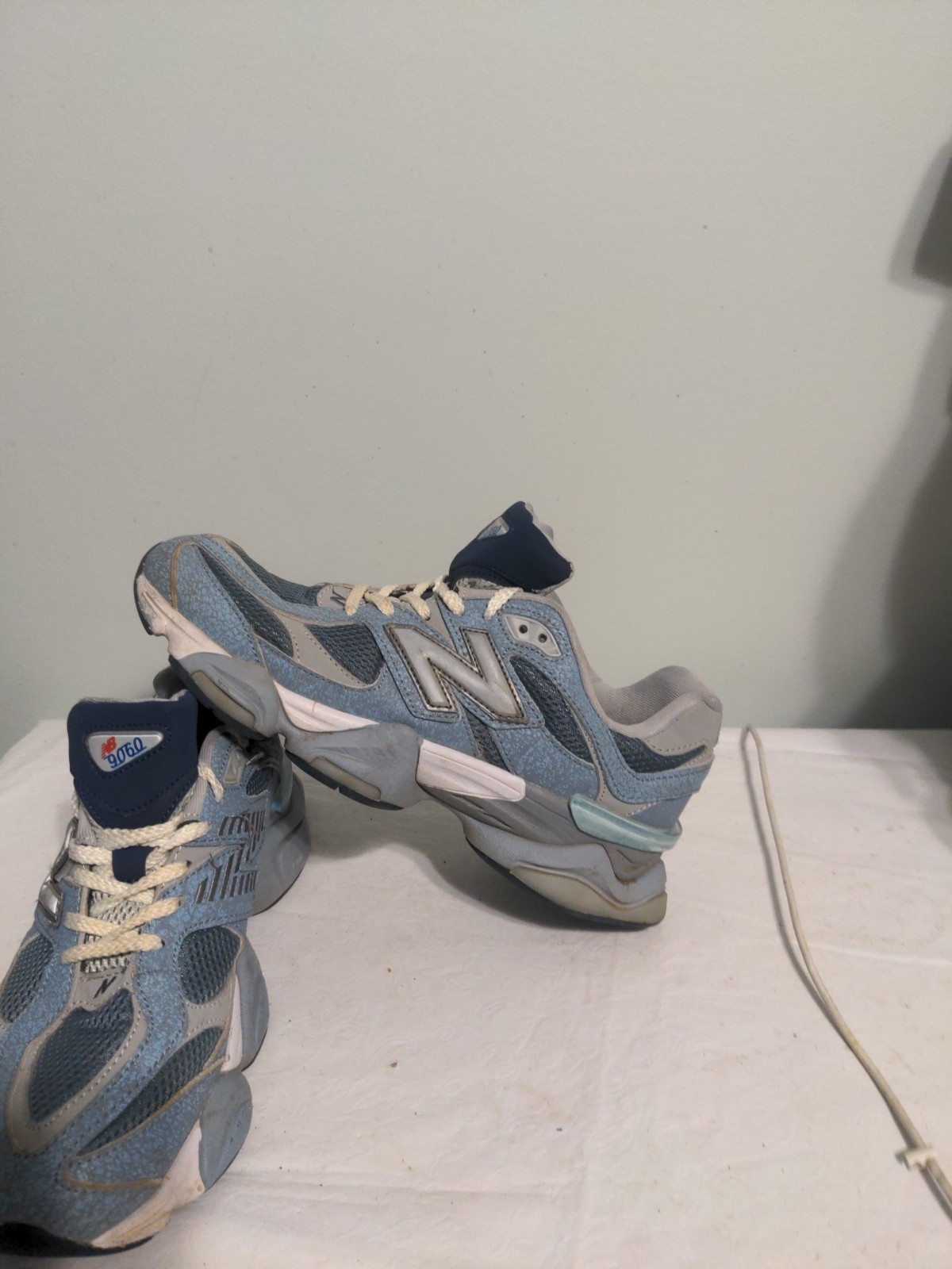 New Balance 9060 ‘Moon Daze’ Men’s Shoes Good Condition Men’s 8 Women’s 9.5