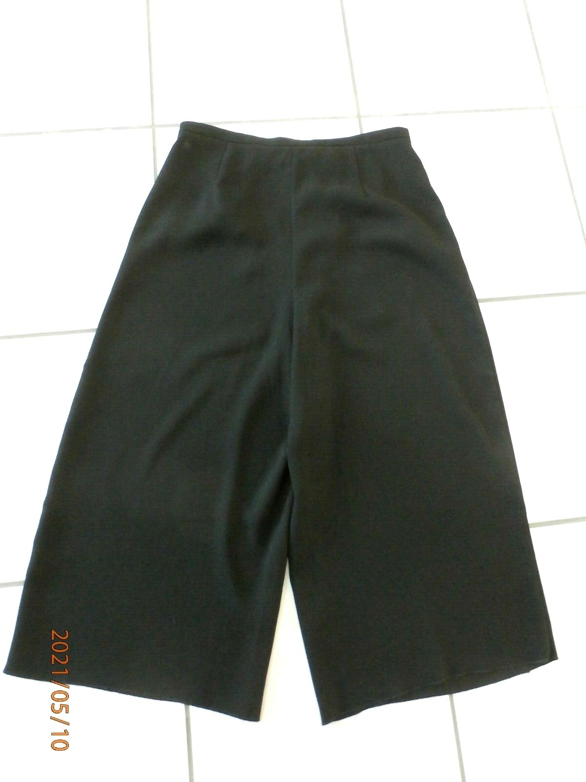 Aritzia Babaton Pants womens 10 Black Wide Leg Crop High Rise Culottes D874