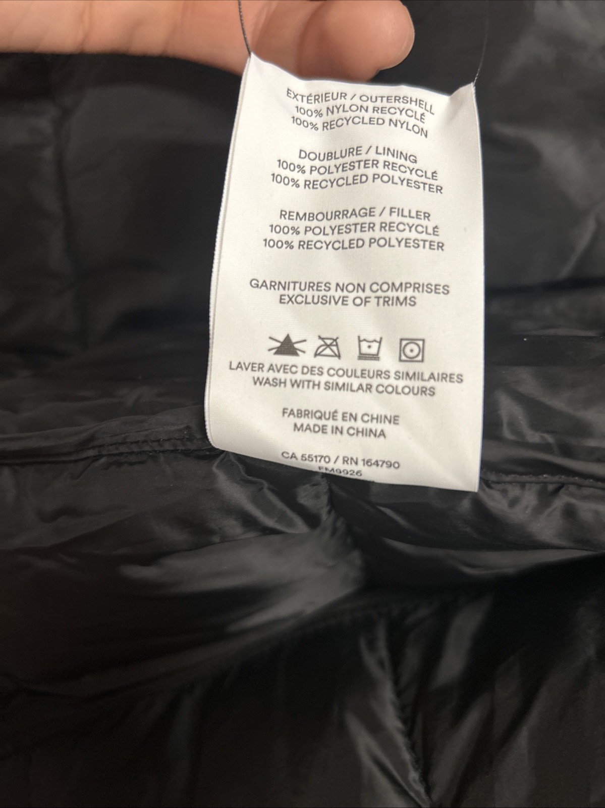 $129 Frank and Oak Men’s Aero 3.0 Size XXL Packable Liner Vest – Black