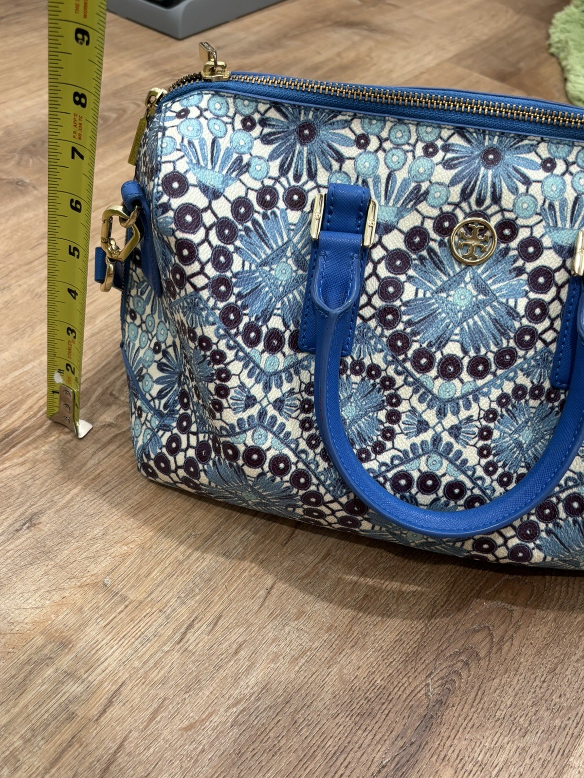Tory Burch Robinson Printed Triangle Tote Blue