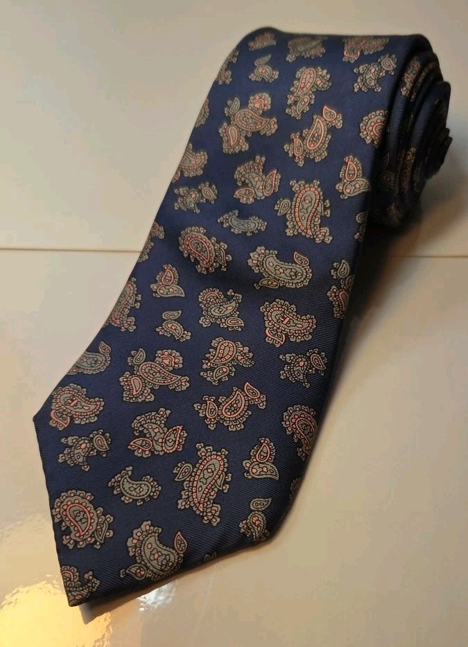 Johnny Carson Vintage Silk Tie Paisley Multicolor Men’s Classic 57″‑60″