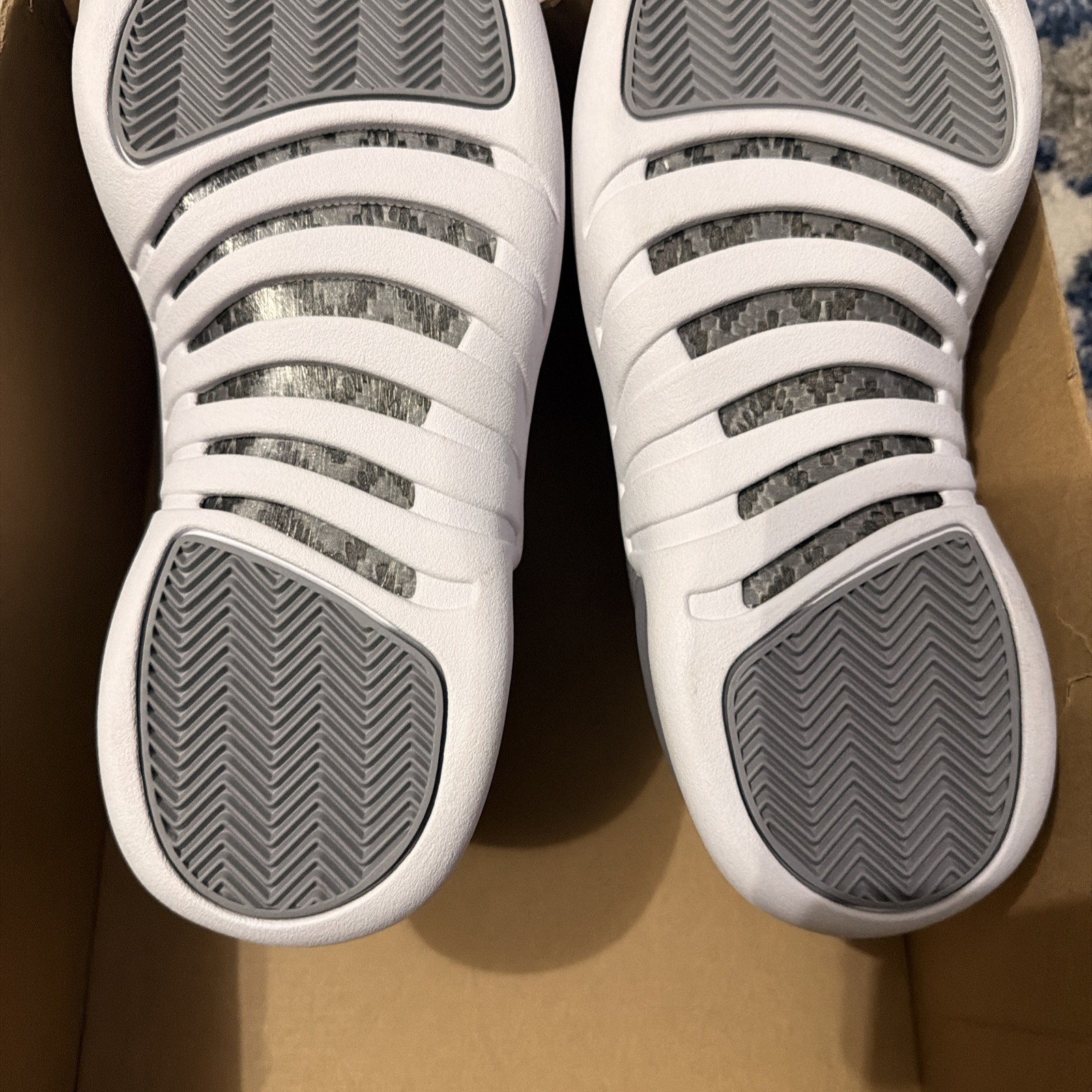 Air Jordan 12 Retro “STEALTH” 2022 – Size 10.5 – ct8013 015 (10028-8)