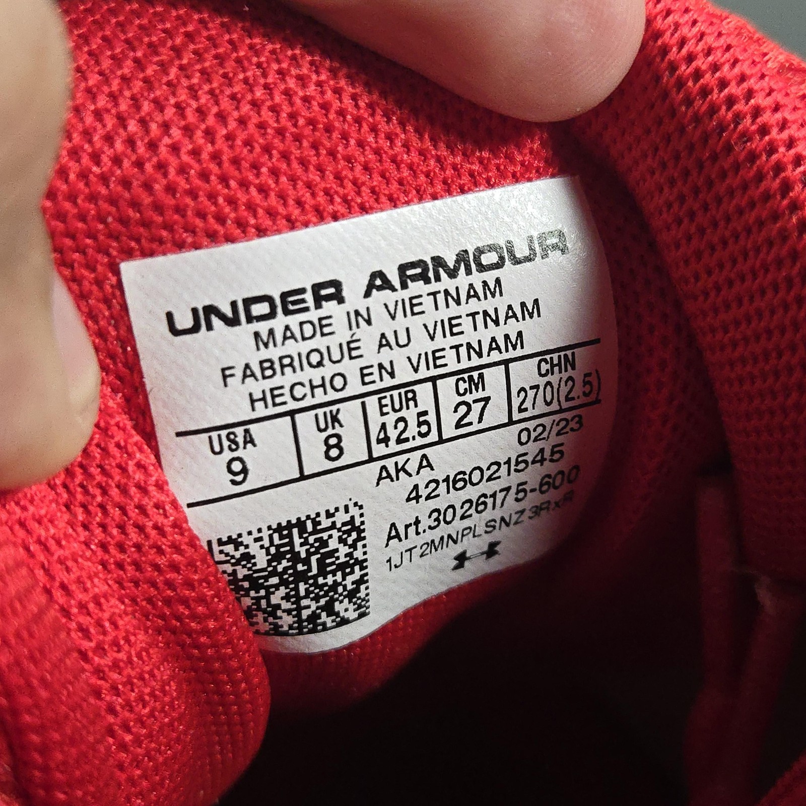 Under Armour Charged AKA Shoes Mens Size 9 Red Running Sneakers 3026175-600
