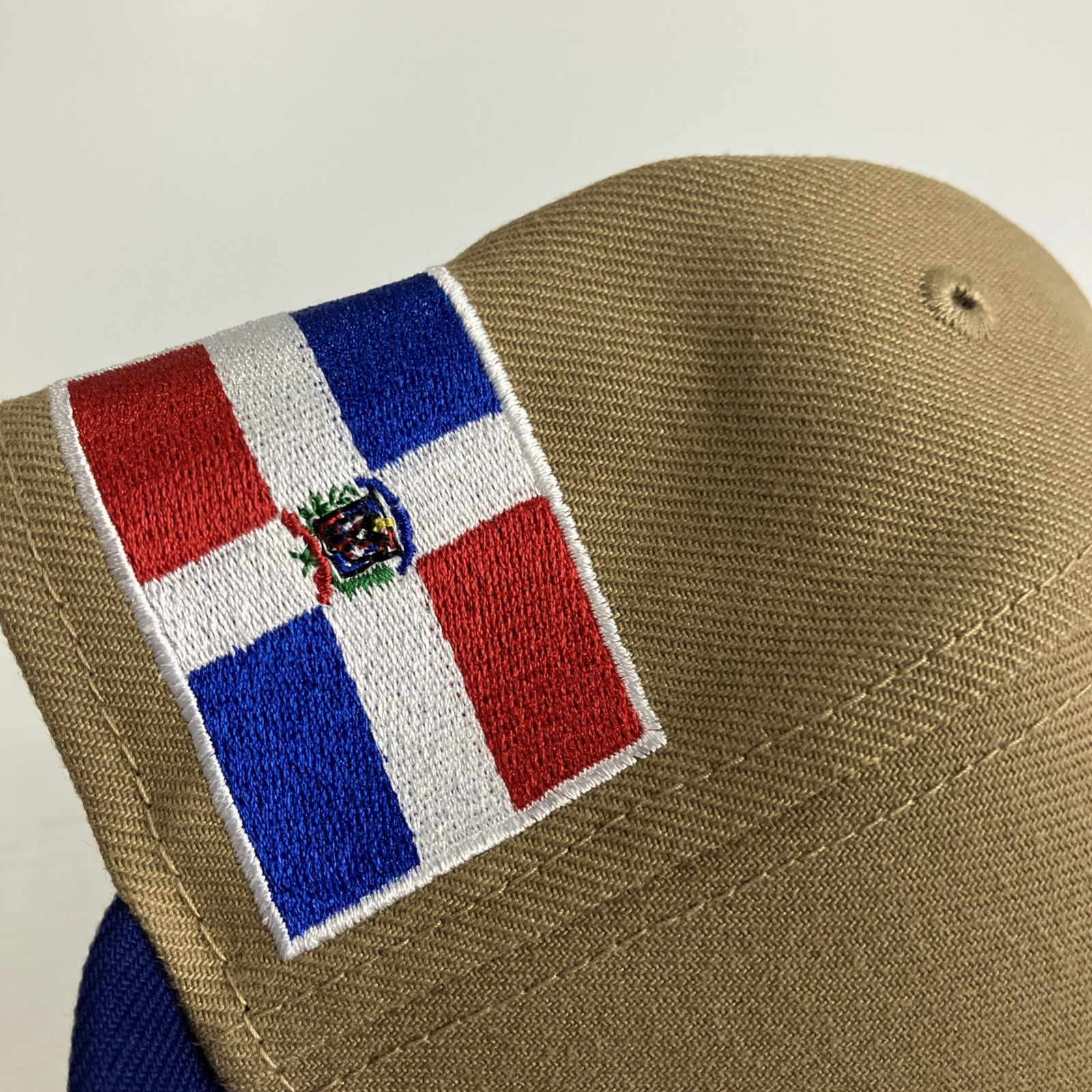 New Era 59FIFTY World Baseball Classic Dominican Republic Fitted Hat Tan 7 5/8