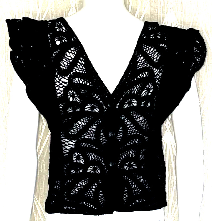 White House Black Market Black Crochet V-Neck Crop Top sz.LP $89 New