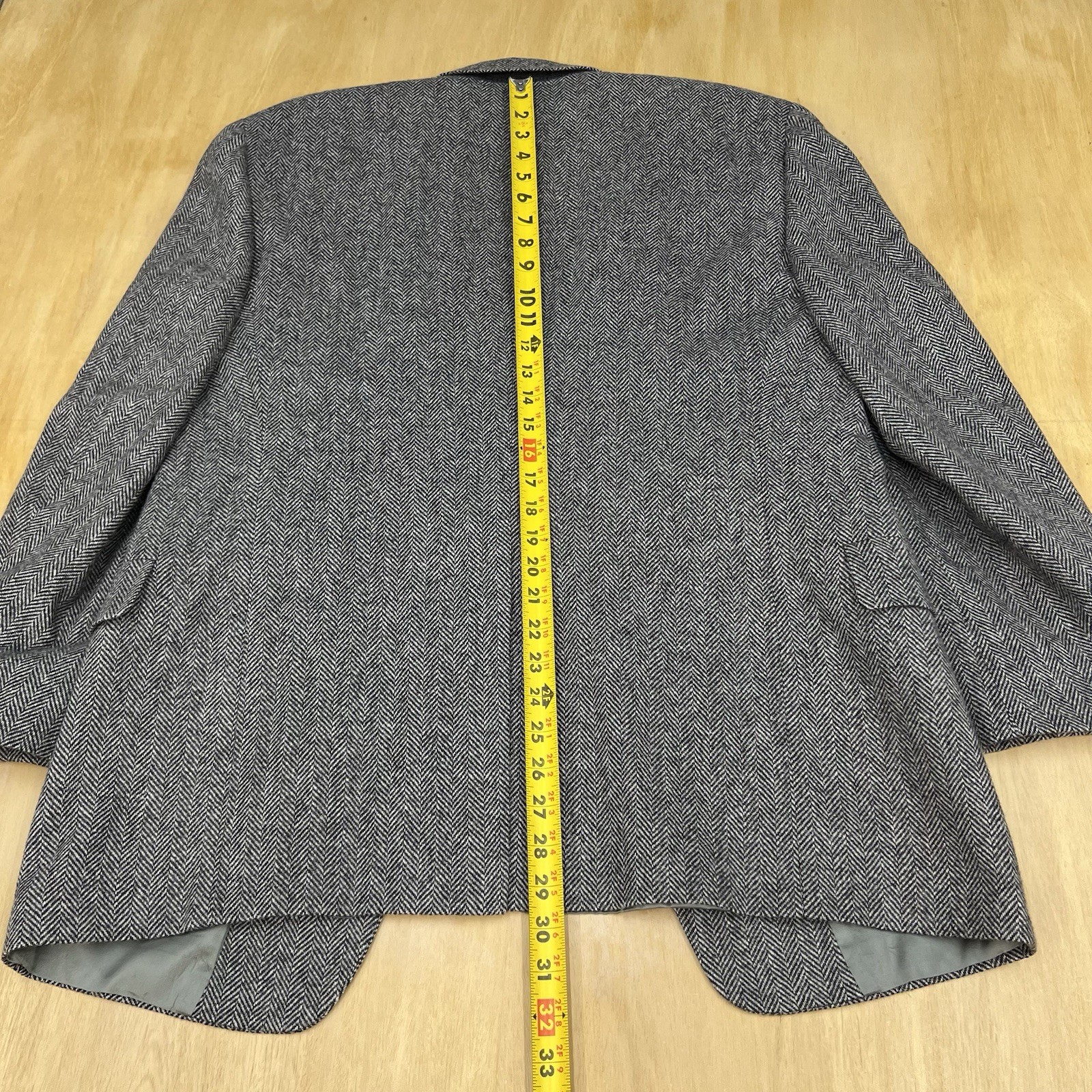 VTG Hart Schaffner Marx Tweed Blazer Sport Coat Mens 40R Wool Herringbone Gray