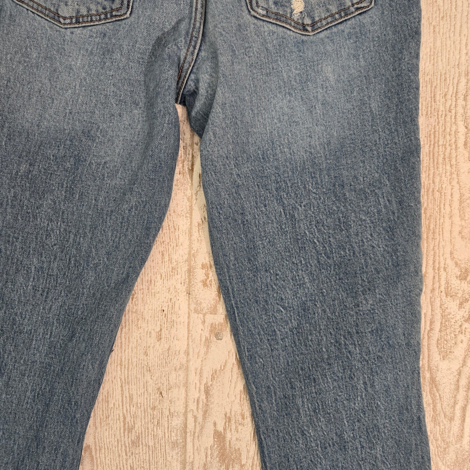 Abercrombie & Fitch The Skinny High Rise Distressed Jeans Medium Wash Raw Hem 6