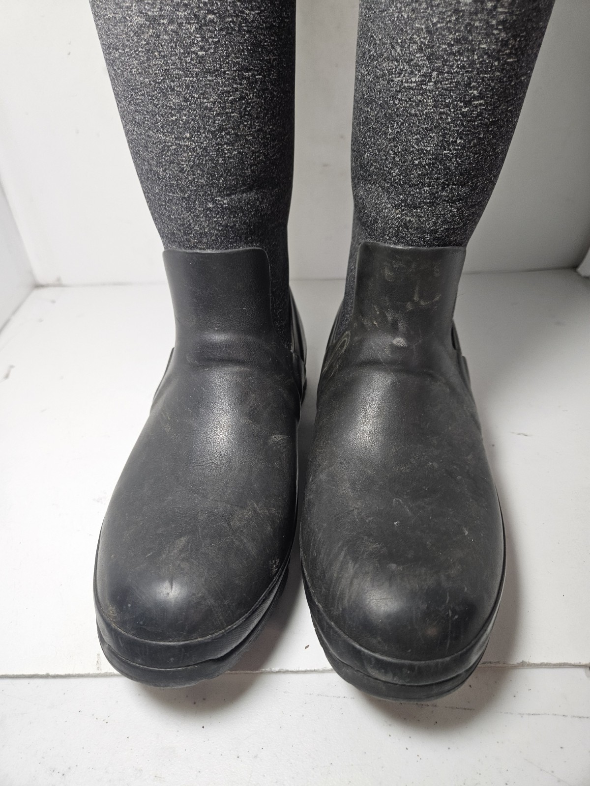 BOGS Womens Size 7 Boots Gray Crandall Lace Waterproof Muck Insulated Neoprene