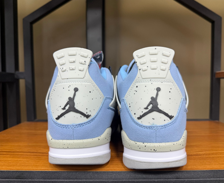 Jordan 4 Retro University Blue Men’s US Size 7-12