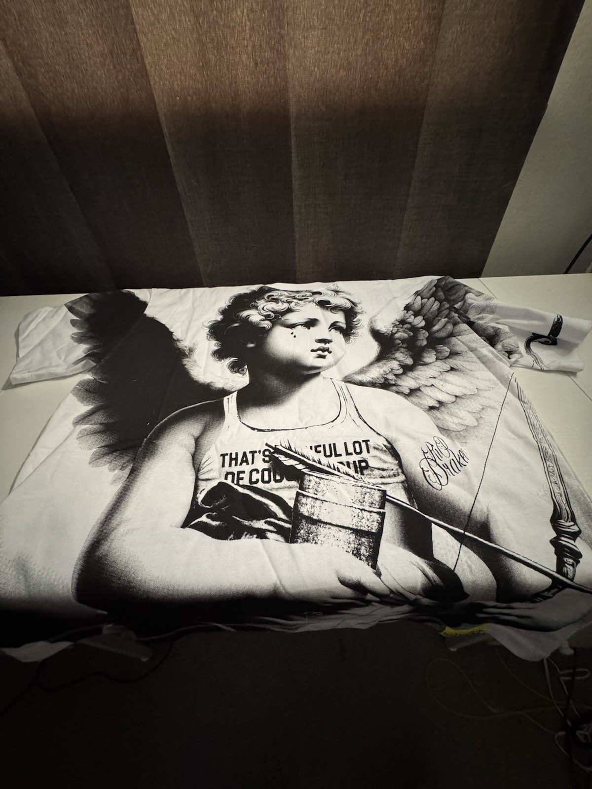 Men’s White Cotton Graphic Print T-Shirt Angel Crew Neck Short Sleeve Size M