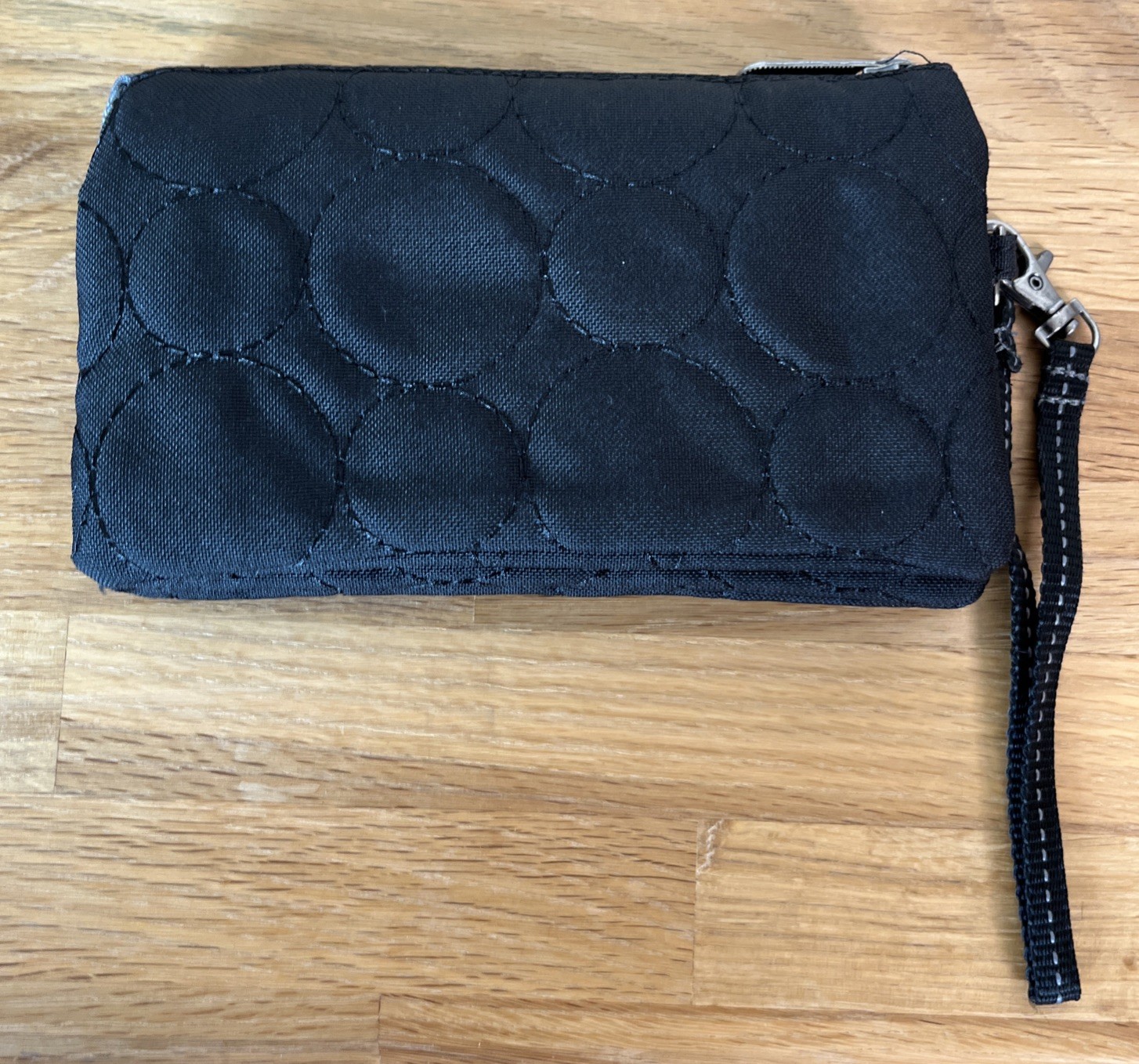 Thirty One Vary You Black Wristlet