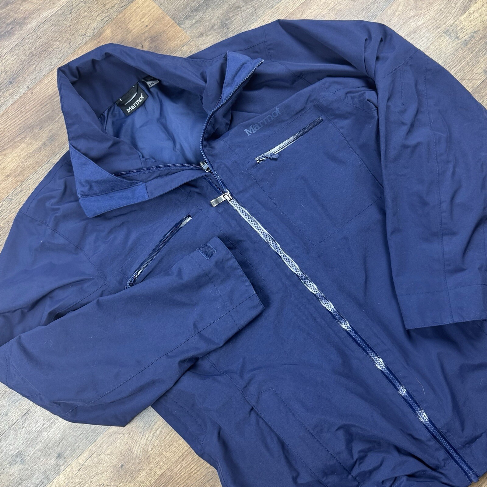 Marmot Women’s Size Large Shell Jacket Blue Chest Zip Pockets