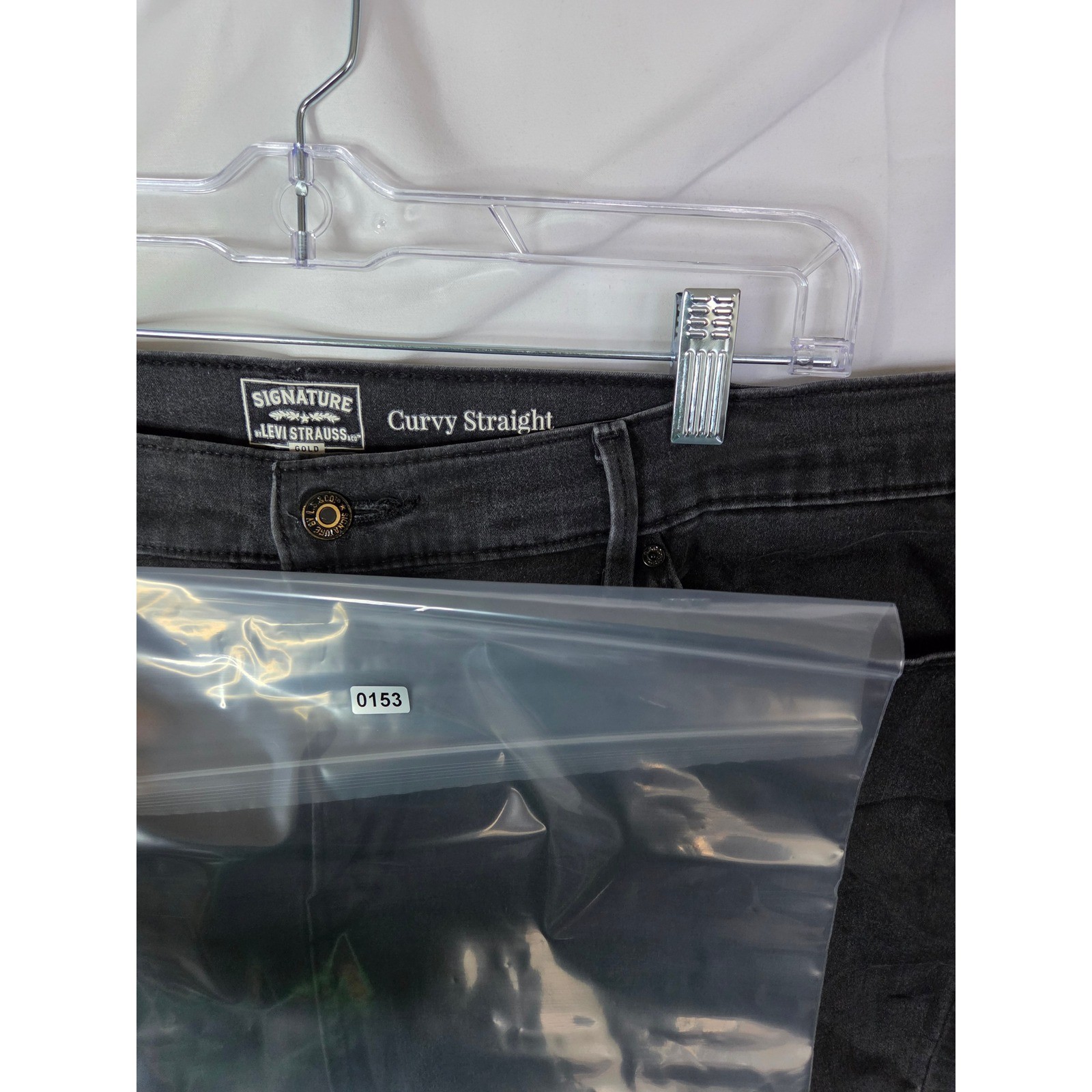 Signature by Levi Strauss Gold Curvy Straight Jeans Black