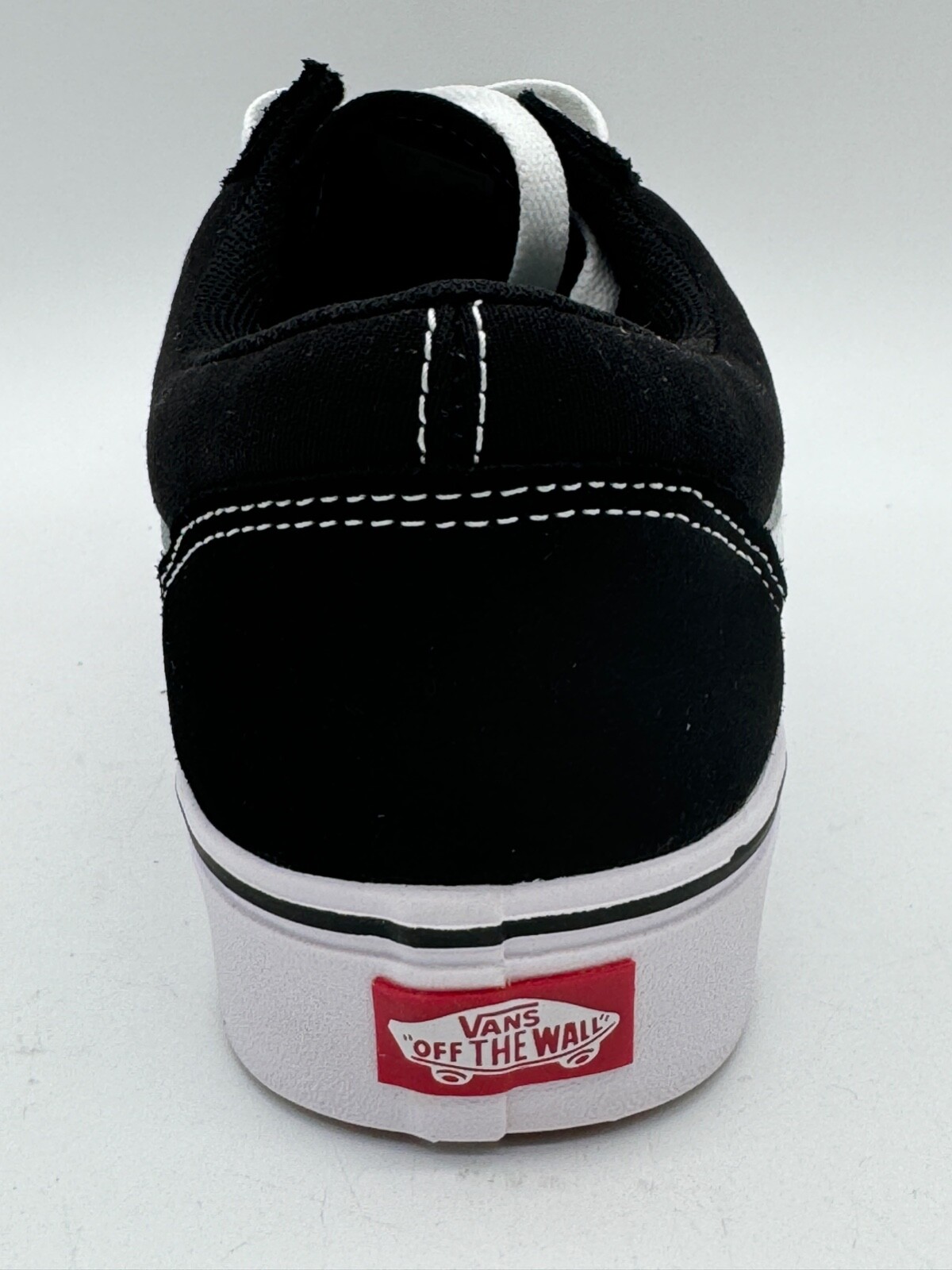 New VANS OLD SKOOL Men SZ 9.5 UNISEX Women SZ 11 IN BLACK true WHITE Comfycush