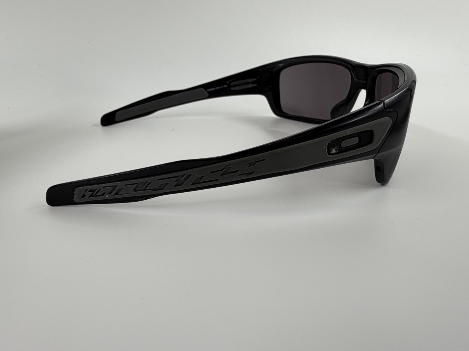 Oakley TURBINE ROTOR 9307 Black Prizm Lens Sunglass granite frame
