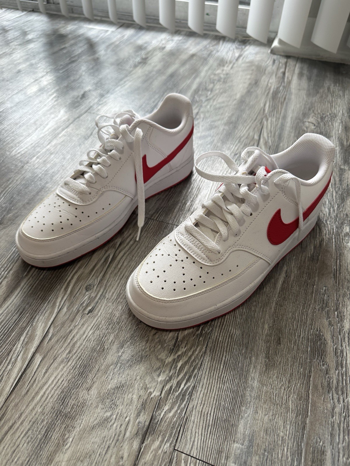 Nike Men’s Court Vision Low Lace-Up Sneakers White/Red HF1744-101