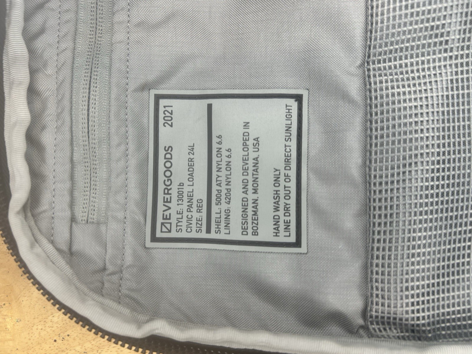 EVERGOODS CPL24 – Civic Panel Loader 24L Backpack 13001b