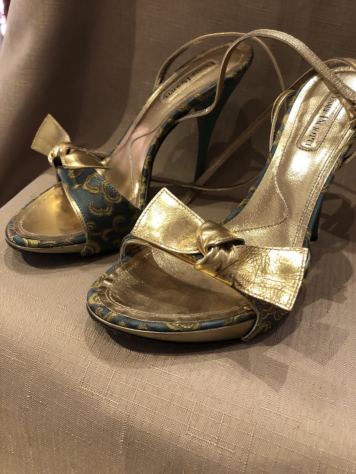Gorgeous Cesare Paciotti Jacquard Silk Heels Shoes 3 81/2 Excellent Cond.
