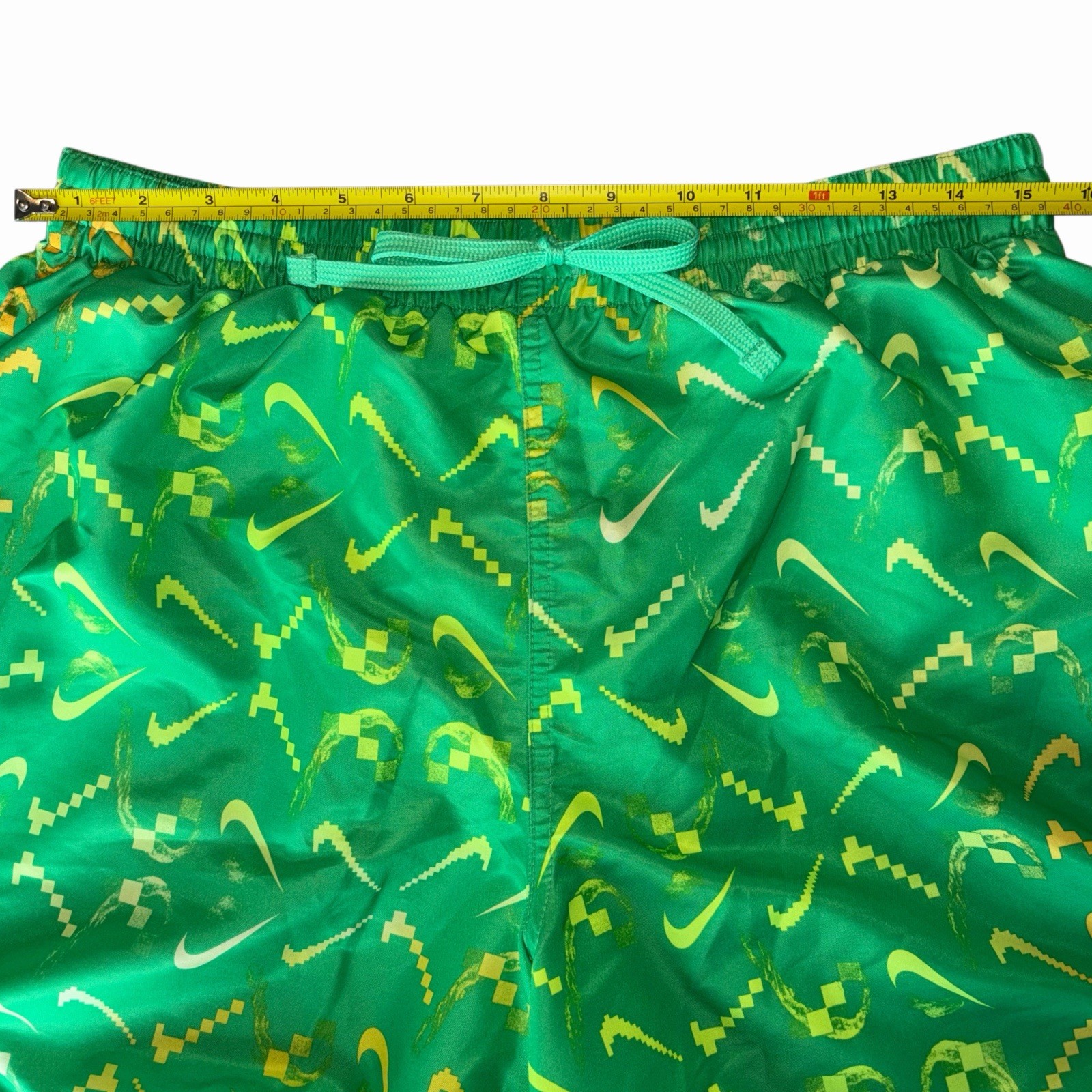 Nike Mens XL Swim Trunks Green Electric Yellow Digi Swoosh Ombre 6” Lined