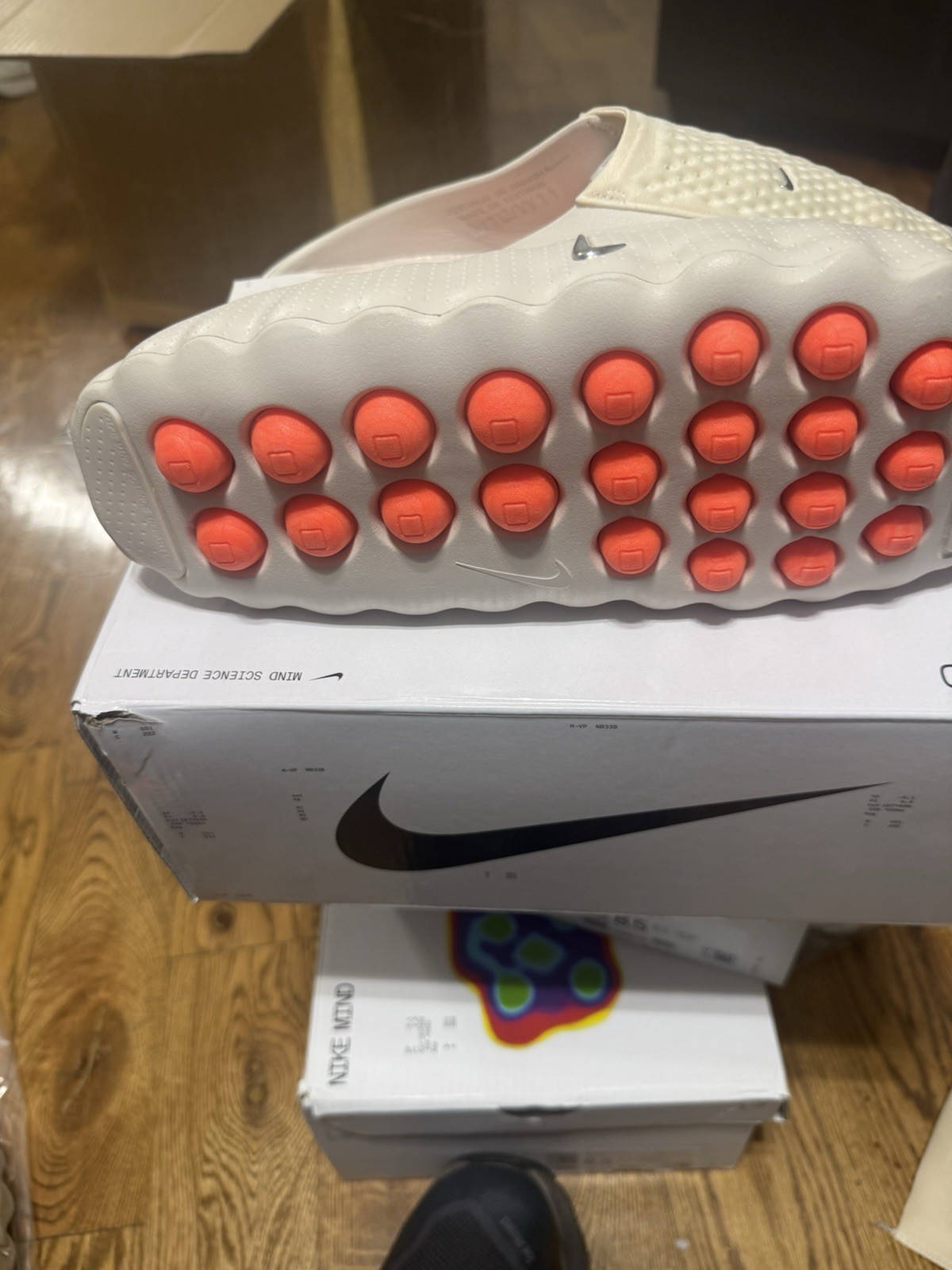 Size 11 – Nike Mind 001 Slide – Light Bone