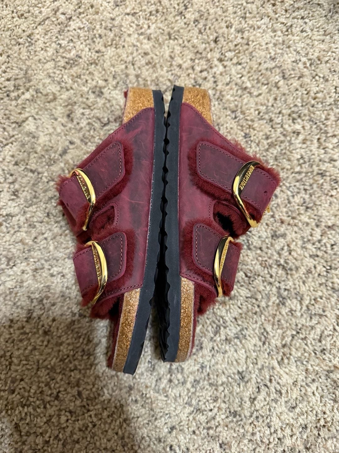 Birkenstock Arizona Big Buckle Shearling Oiled Leather Sandals Maroon Size 36